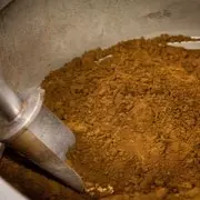 Powder to be melted